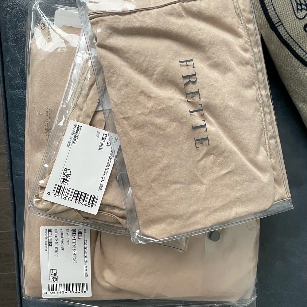 Frette bedding set (queen)